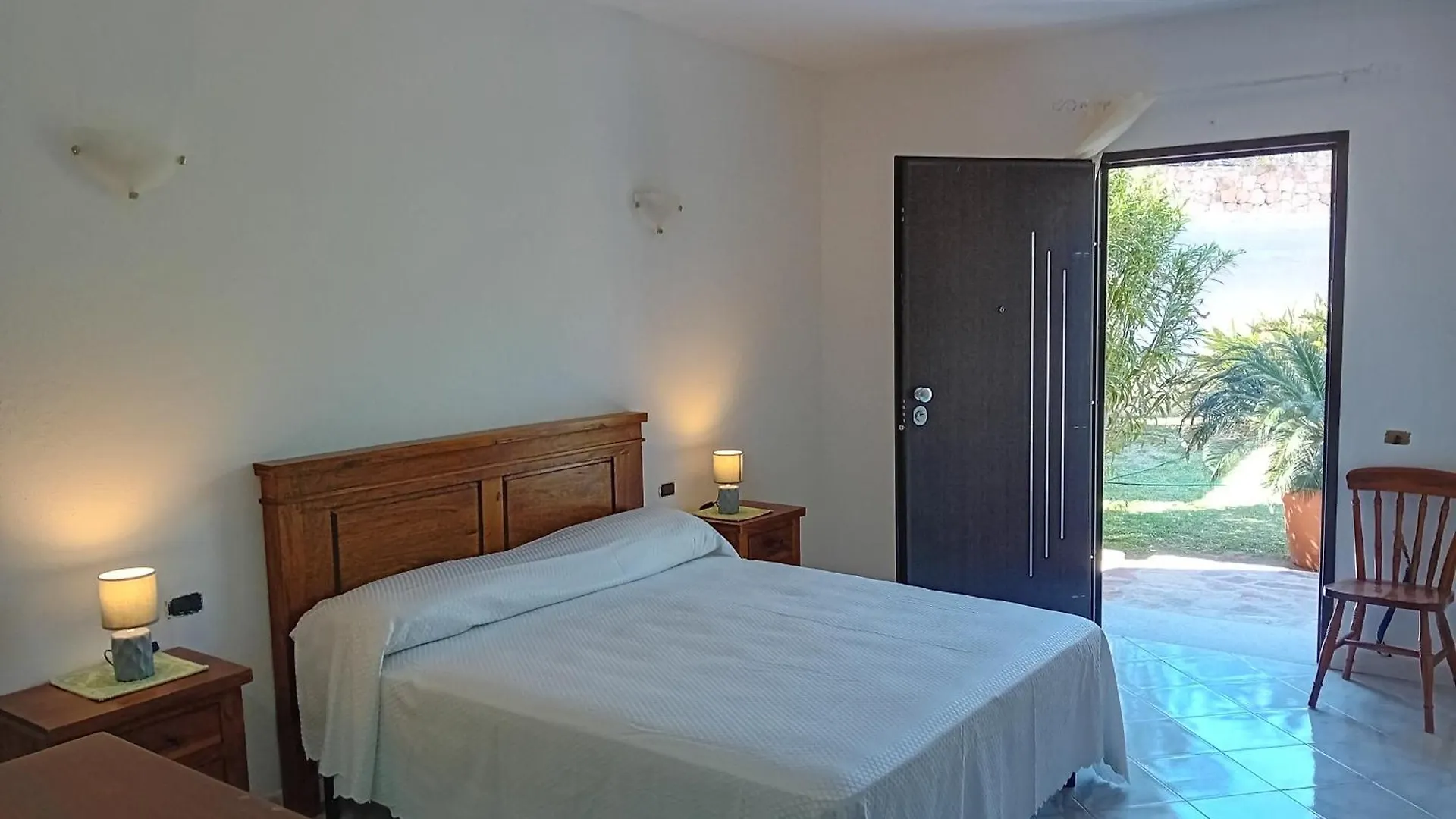 Bed & Breakfast Bed and Breakfast Bandi House San Teodoro  Italia